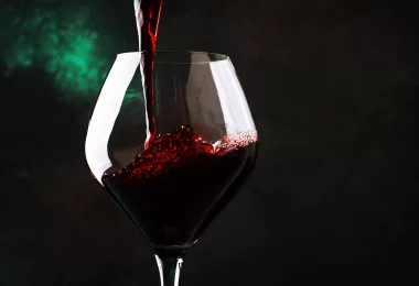 Using AI technology to identify unique chemical signatures of prestigious wines